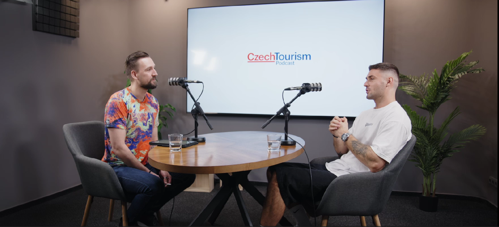 Rap, výlety a externí powerbanka. Michal Trabalík alias Trabo v podcastu SBALENO