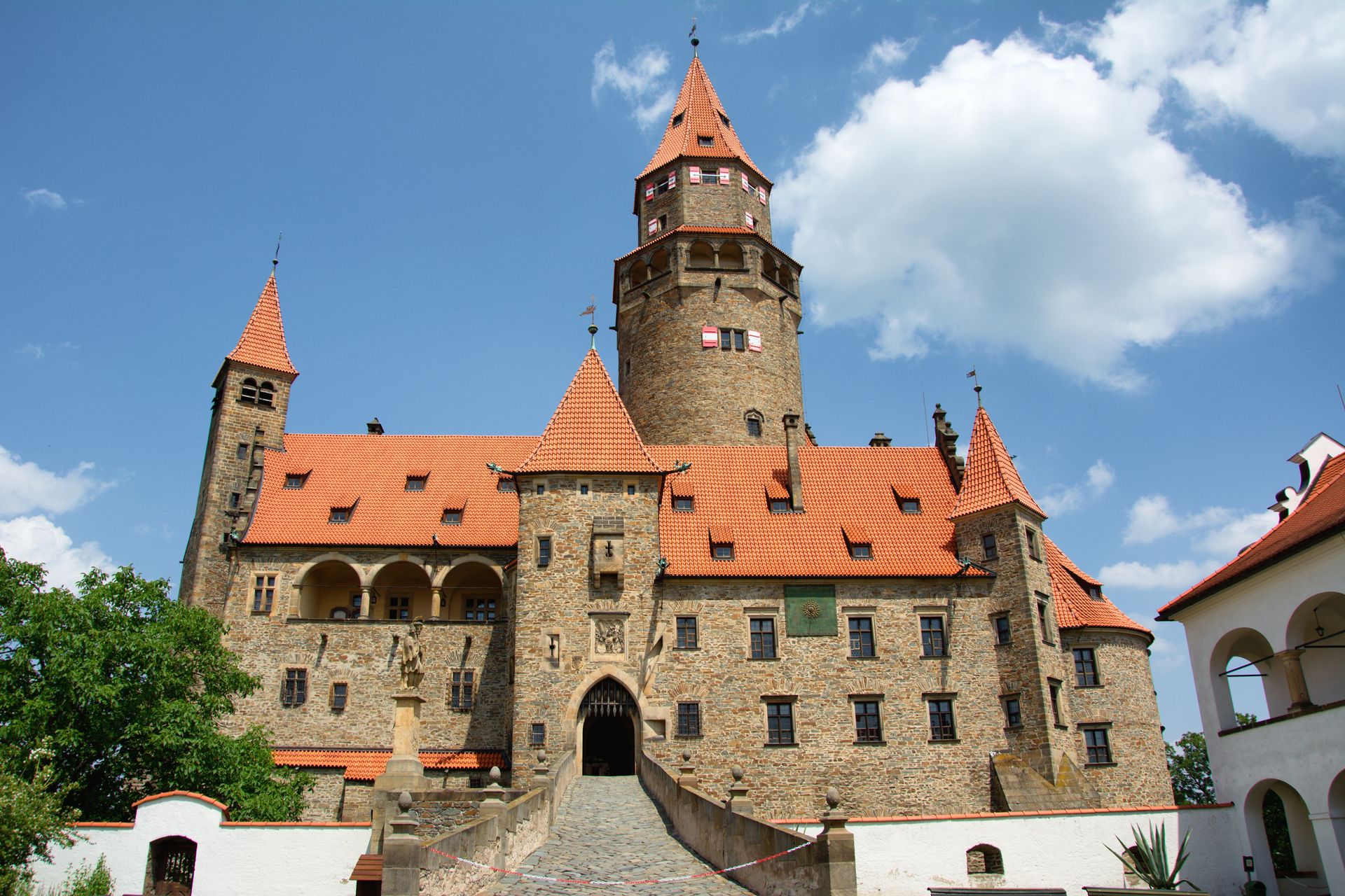 Movies and TV series will help attract tourists to Czechia. CzechTourism has joined forces with the Czech Film Commission
