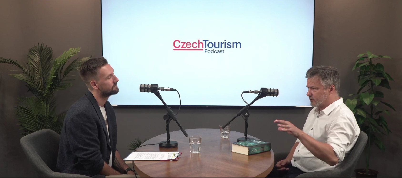 Praha jako hlavní postava bestselleru Dana Browna – Petr Onufer v podcastu SBALENO